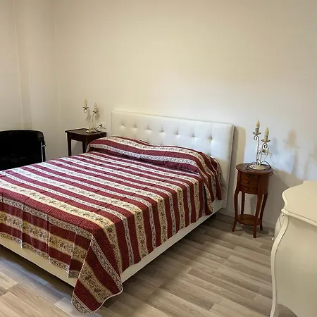 Casa Vanny Colico